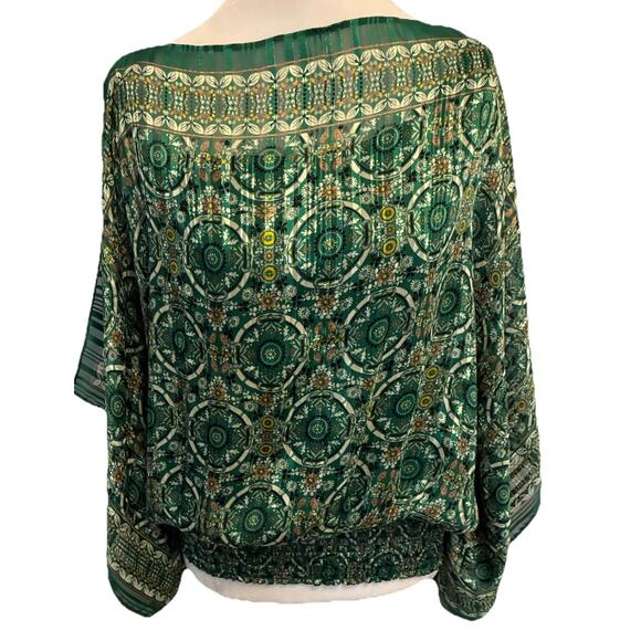 Max Studio Boho Handkerchief Blouse M Emerald Green Gold Smocked Hem Artsy Retro - Picture 11 of 14